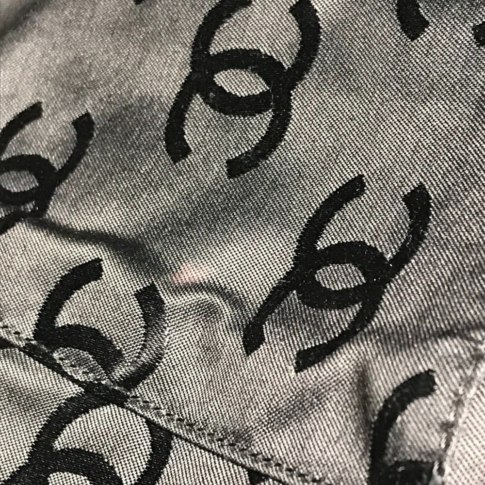 CHANEL Black Logo Tote Bag - Picture 16 of 16